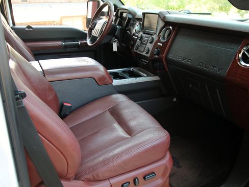 Used 2014 Ford F250 King Ranch image 42