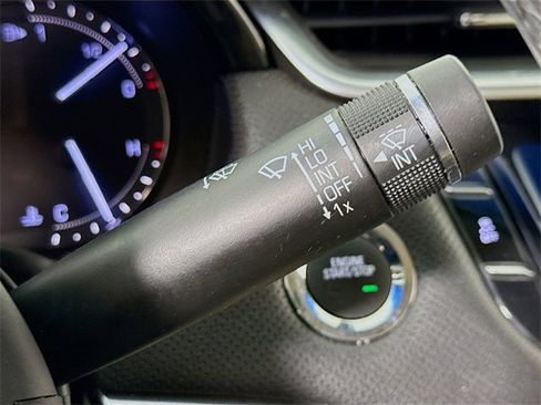 Used 2018 Cadillac XTS Luxury image 16