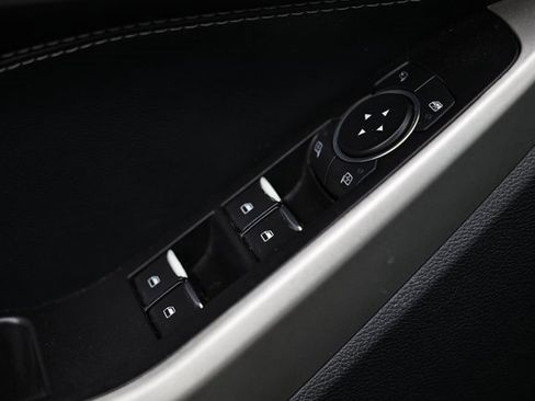 Used 2022 Ford Explorer Limited w/ Equipment Group 301A image 17