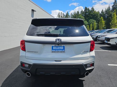 Used 2023 Honda Passport EX-L image 6