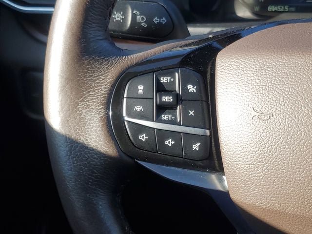 Used 2022 Ford Explorer King Ranch w/ Technology Package AWD/4WD image 14