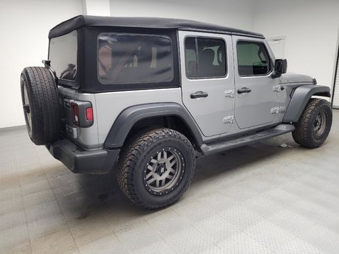 Used 2018 Jeep Wrangler Unlimited Sport S AWD/4WD image 10