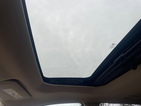 Used 2015 Buick Enclave Leather image 14