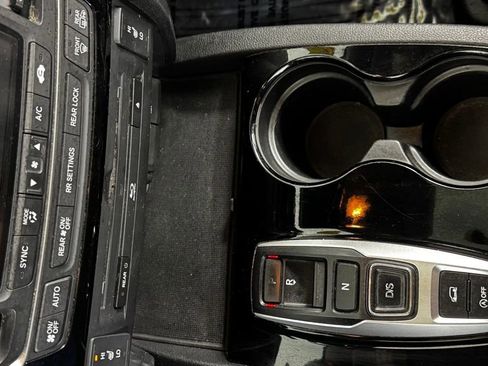 Used 2017 Honda Pilot Touring image 31