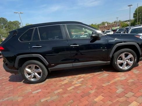 Used 2021 Toyota RAV4 Limited AWD/4WD image 2