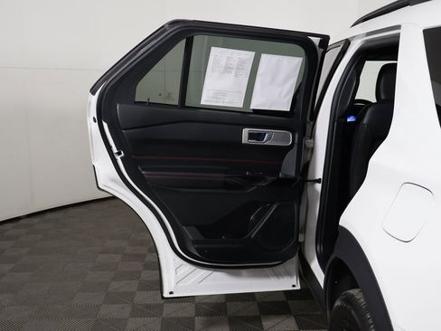 Used 2023 Ford Explorer ST-Line w/ Class IV Trailer Tow Package image 26