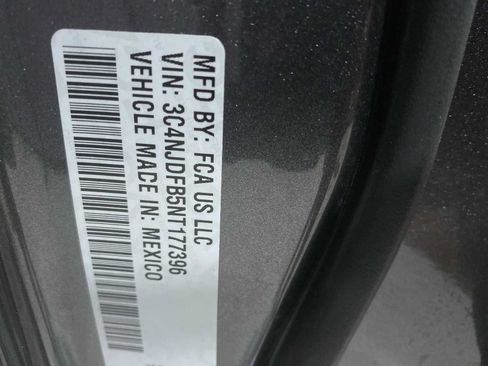 Used 2022 Jeep Compass Latitude AWD/4WD image 21