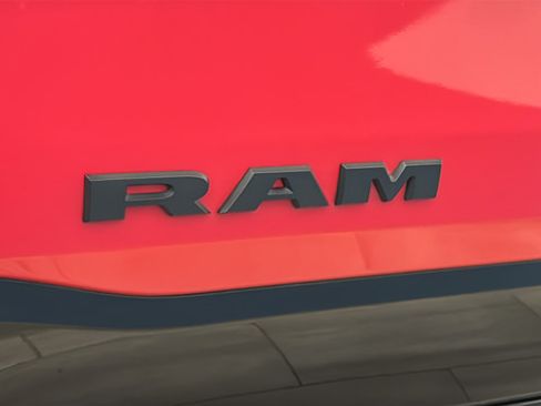 Used 2024 RAM 1500 Rebel AWD/4WD image 39