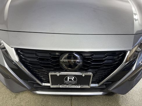 Used 2023 Nissan Sentra SV FWD image 25