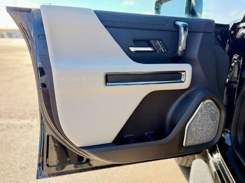 New 2026 GMC Hummer EV SUV AWD/4WD image 8