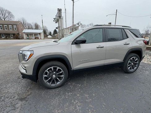 New 2026 GMC Terrain Elevation w/ Elevation Premium Package image 2