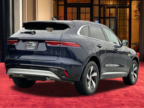 Used 2022 Jaguar F-PACE S image 10