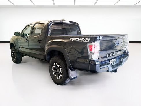 Used 2020 Toyota Tacoma TRD Off-Road w/ Technology Package AWD/4WD image 6