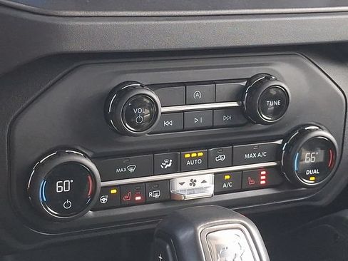 Used 2025 Ford Bronco Badlands AWD/4WD image 11