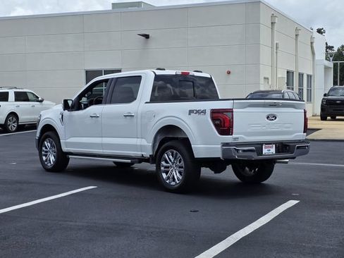 Used 2025 Ford F150 Lariat w/ Equipment Group 501A Mid AWD/4WD image 6