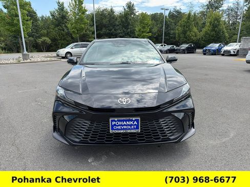 Used 2026 Toyota Camry SE w/ Convenience Package FWD image 2