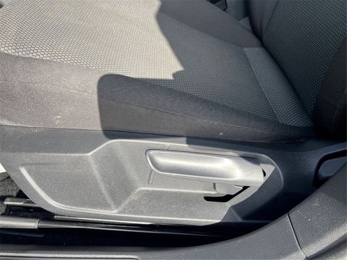 Used 2019 Volkswagen Jetta R-Line image 18