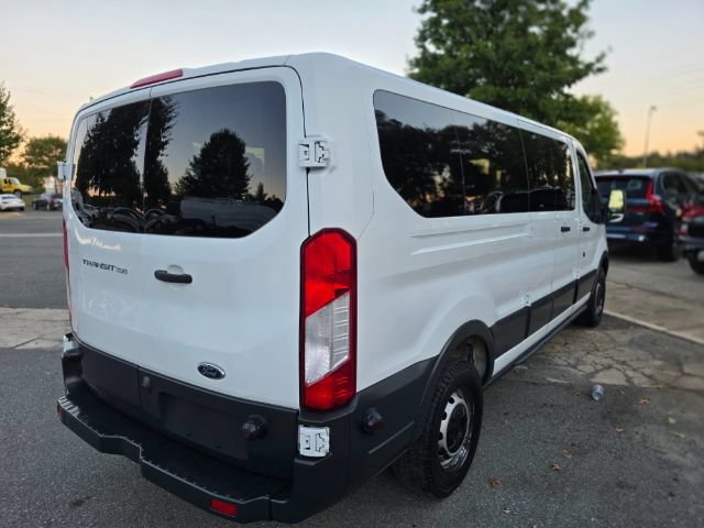 Used 2016 Ford Transit 350 XL RWD image 4
