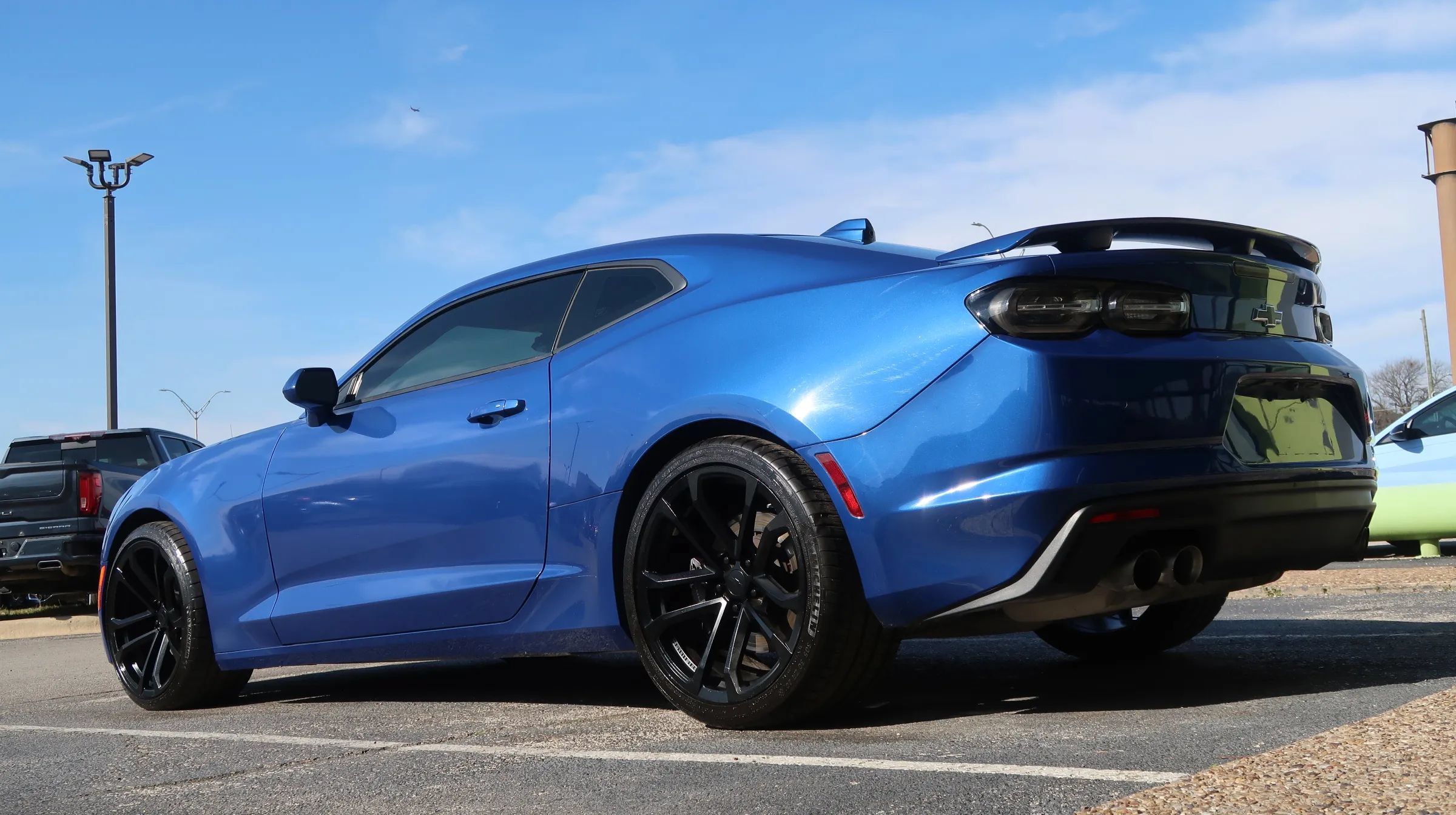 Used 2021 Chevrolet Camaro SS RWD image 13