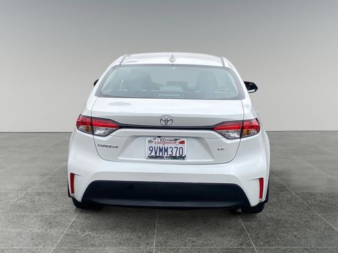 Used 2026 Toyota Corolla LE FWD image 4