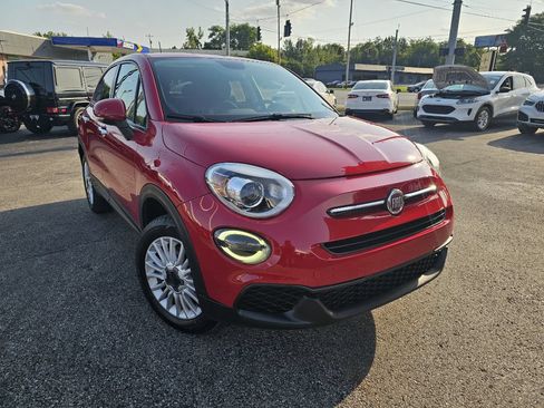 Used 2021 FIAT 500X Pop w/ Pop Value Package AWD/4WD image 3