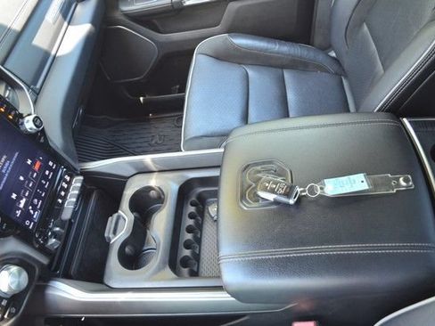 Used 2023 RAM 1500 Laramie AWD/4WD image 25