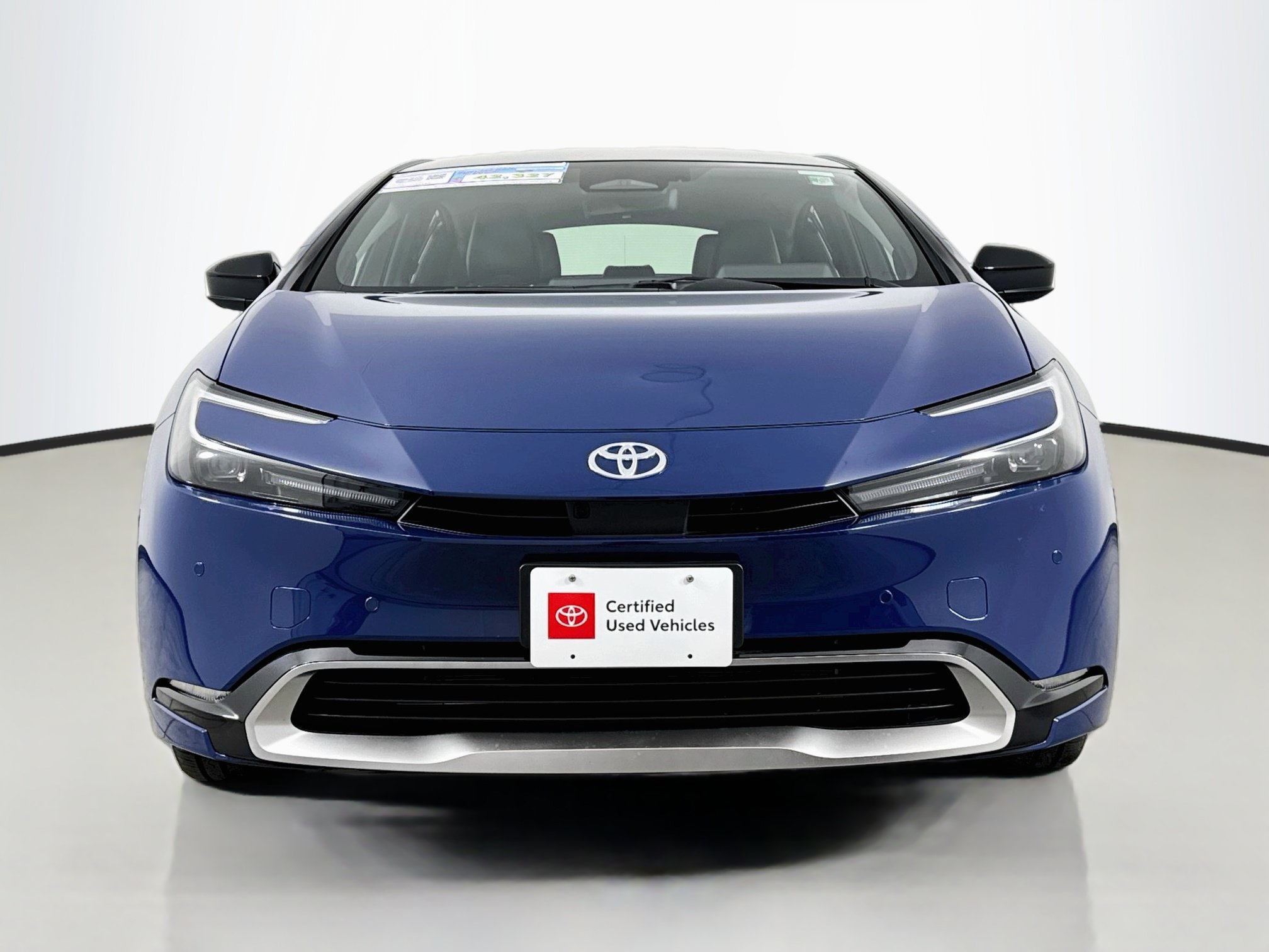 Certified 2026 Toyota Prius Plug-In Hybrid w/ Limited Premium Package FWD image 2