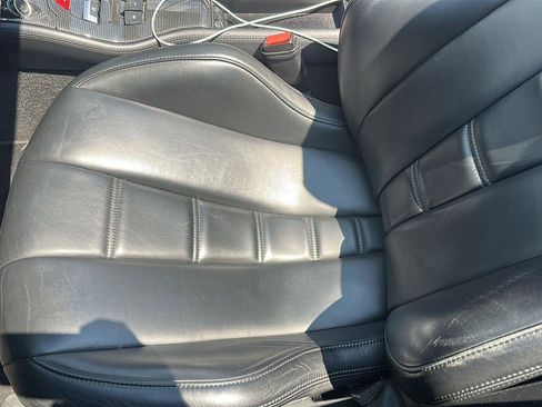 Used 2014 Ferrari 458 Spider image 11