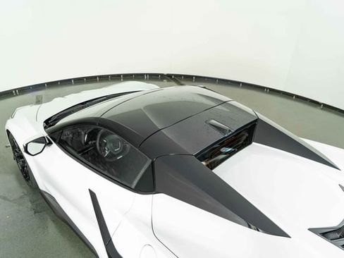 Used 2025 Chevrolet Corvette Z06 w/ Z07 Performance Package image 27