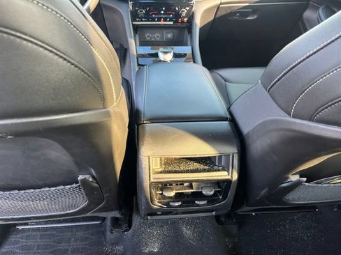 Used 2023 Jeep Grand Cherokee Limited RWD image 14
