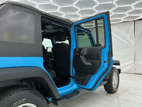 Used 2017 Jeep Wrangler Unlimited Sport w/ Quick Order Package 24S AWD/4WD image 23