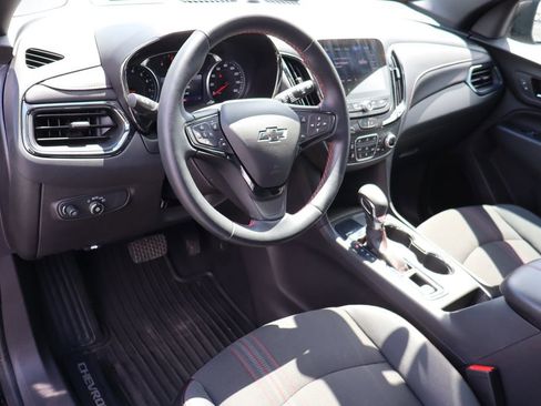 Used 2024 Chevrolet Equinox RS FWD image 5