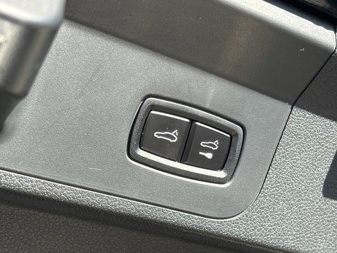 Certified 2020 Porsche Panamera Edition image 19