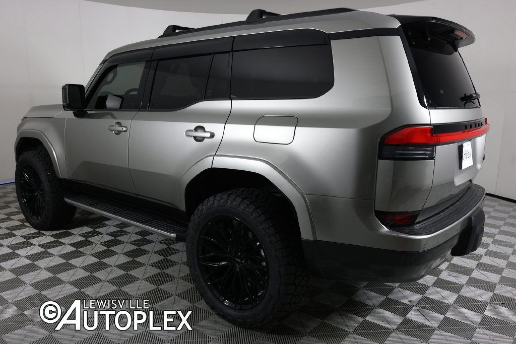 Used 2026 Lexus GX 550 w/ Accessory Package (2T) AWD/4WD image 7