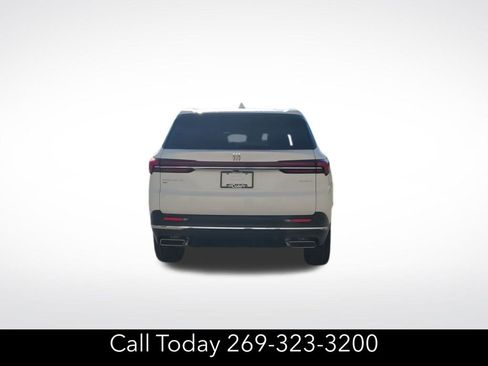 New 2025 Buick Enclave Preferred image 7