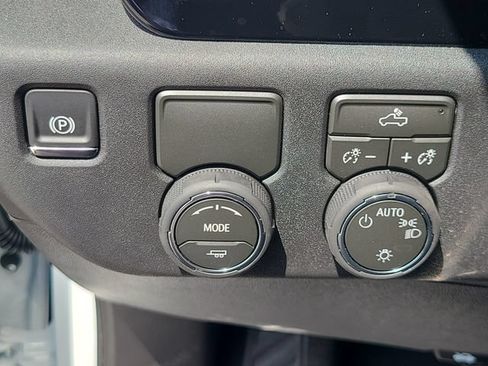 New 2026 Chevrolet Silverado 1500 LT RWD image 20
