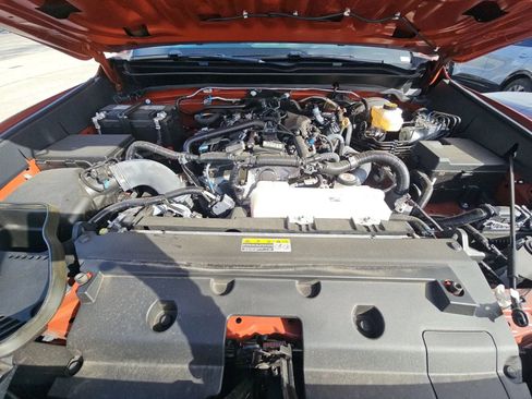 Used 2025 Toyota Tacoma TRD Off-Road image 12