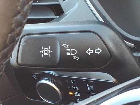 Used 2022 Ford Escape SE w/ Cold Weather Package image 22