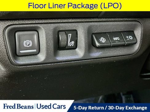 Used 2020 GMC Acadia SLT w/ Driver Alert Package II AWD/4WD image 13