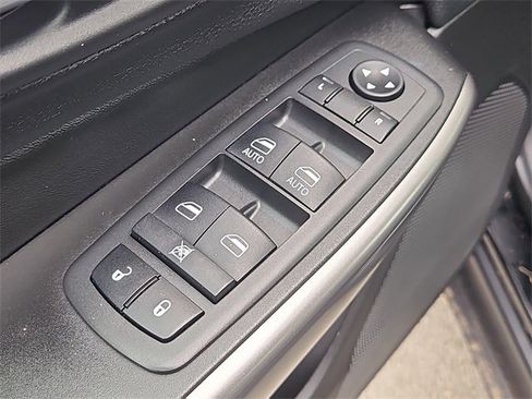 Used 2019 Jeep Cherokee Limited w/ Trailer Tow Group image 30