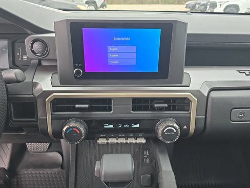 Used 2026 Toyota Tacoma SR5 AWD/4WD image 16
