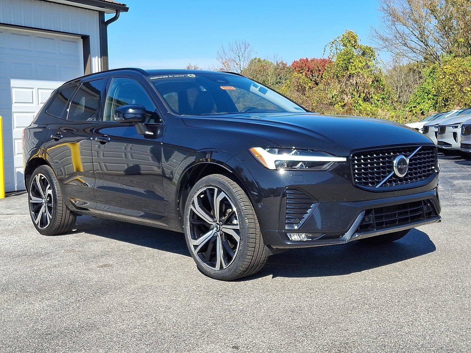 Certified 2023 Volvo XC60 B5 Ultimate w/ Climate Package AWD/4WD image 1