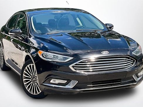 Used 2017 Ford Fusion Titanium FWD image 3