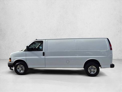 Used 2020 Chevrolet Express 2500 Extended w/ Driver Convenience Package RWD image 8