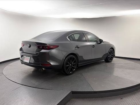 Used 2024 MAZDA MAZDA3 s FWD image 7