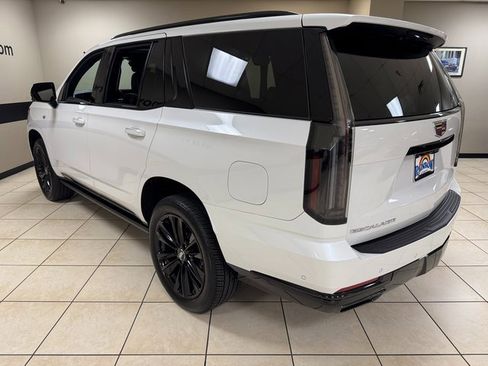 Used 2025 Cadillac Escalade Sport w/ Touring Package image 4