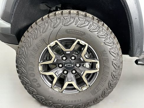 New 2025 Chevrolet Colorado ZR2 w/ Technology Package image 33