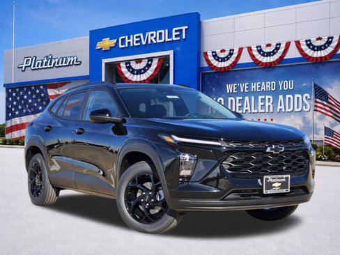 New 2026 Chevrolet Trax LT w/ Driver Confidence Package FWD image 1