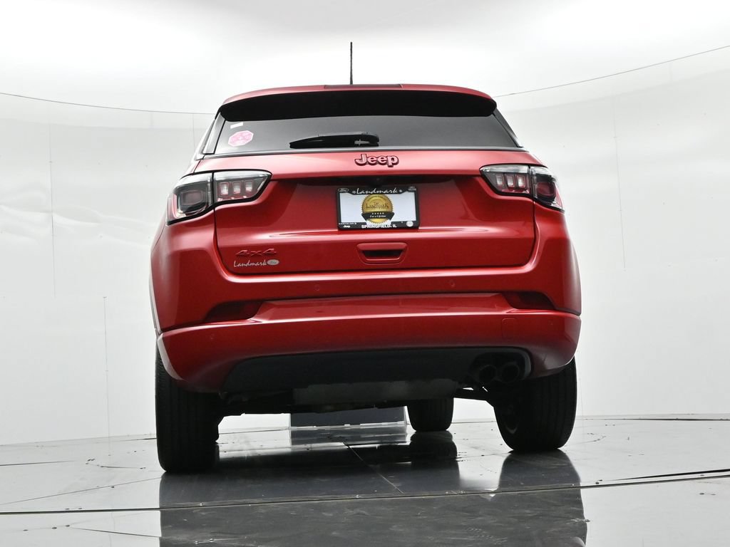 Used 2022 Jeep Compass Limited AWD/4WD image 21