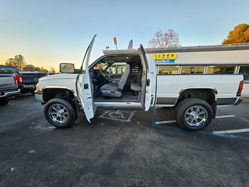 Used 2001 Dodge Ram 2500 Truck 4x4 Quad Cab image 3